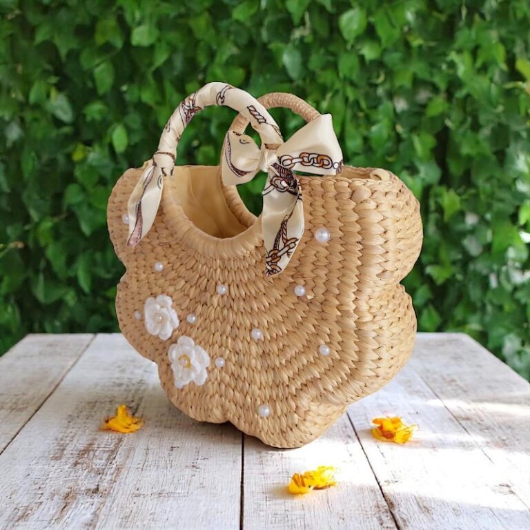 Scallop Straw Bag With Pearl Embellishments
